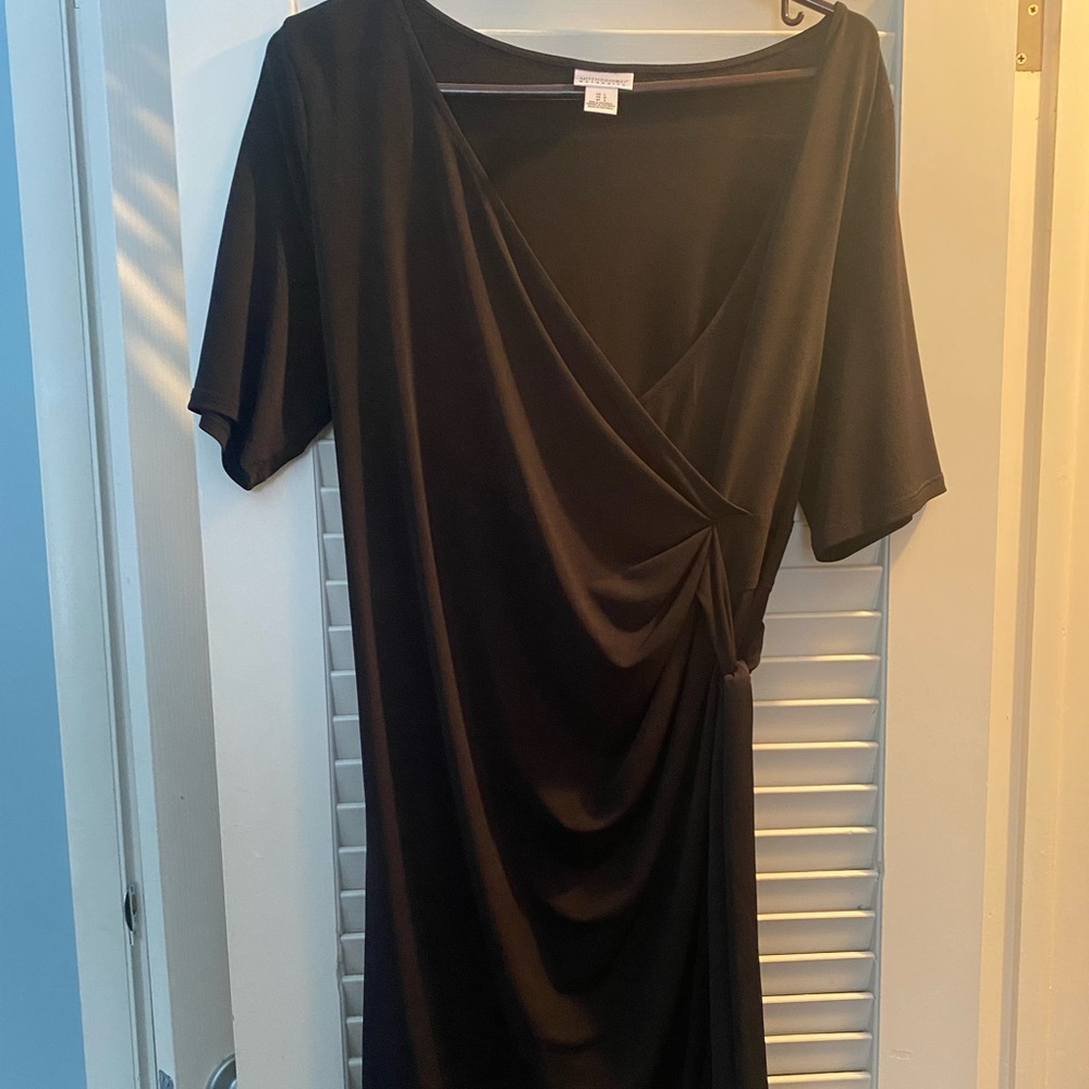 Motherhood maternity dress. Large